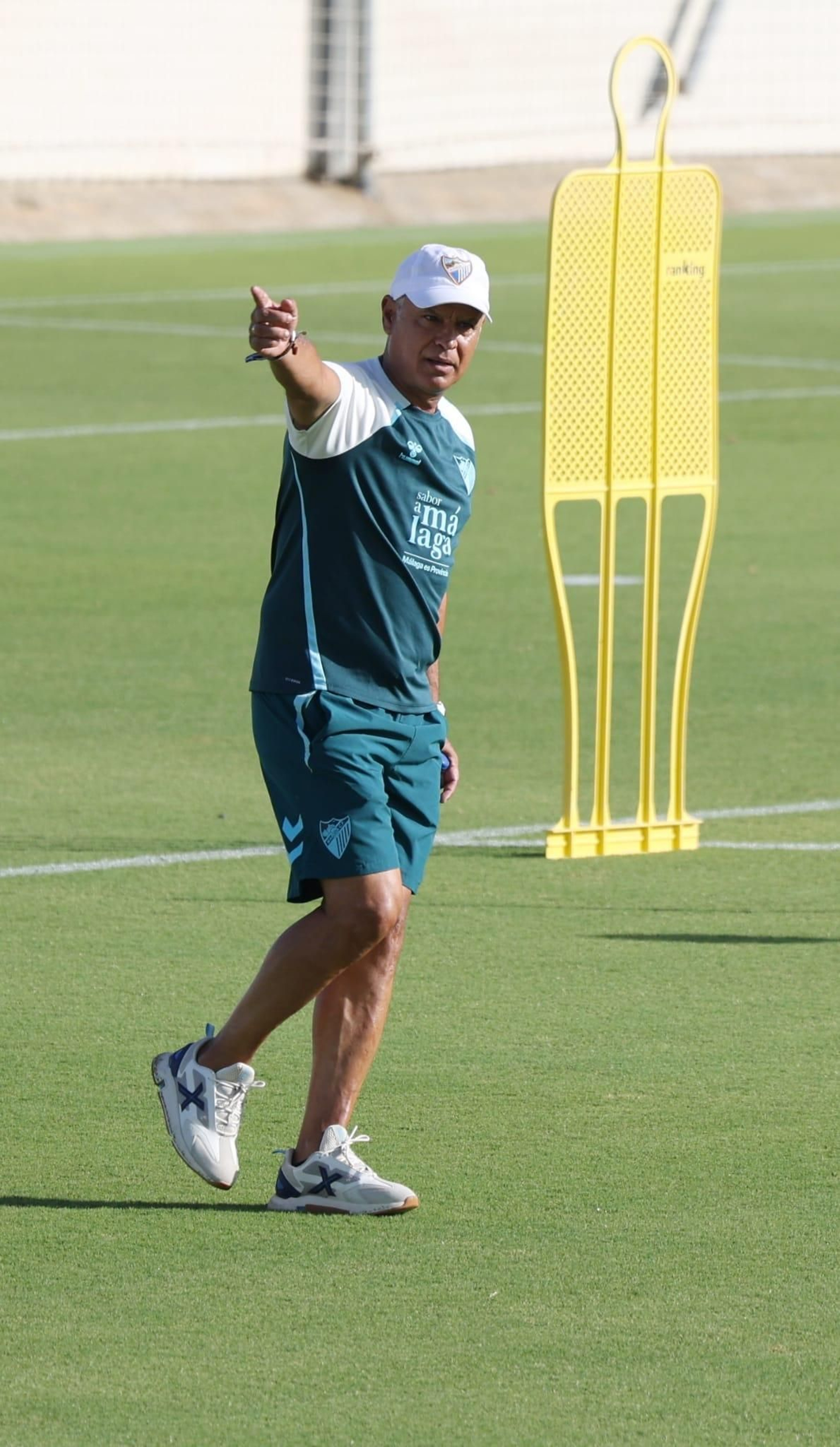 El Málaga CF se muda a la Ciudad Deportiva sin Eneko Jauregi