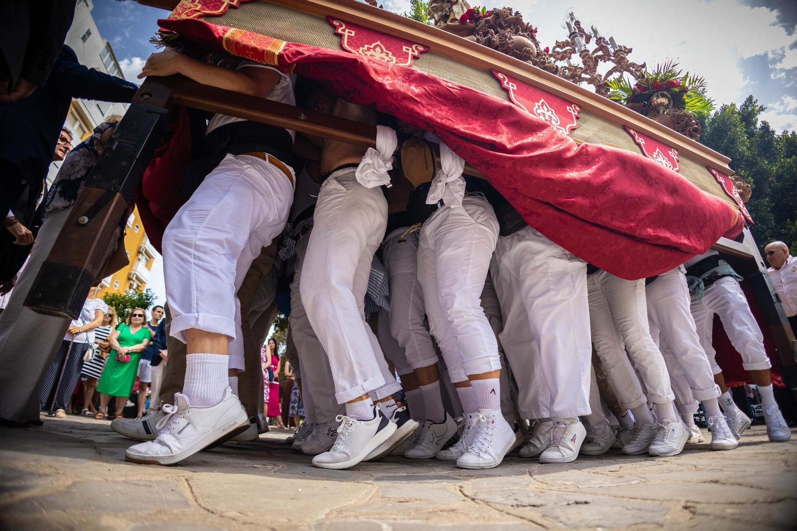 Las imágenes de la procesión extraordinaria del Patrón San José en San Fernando