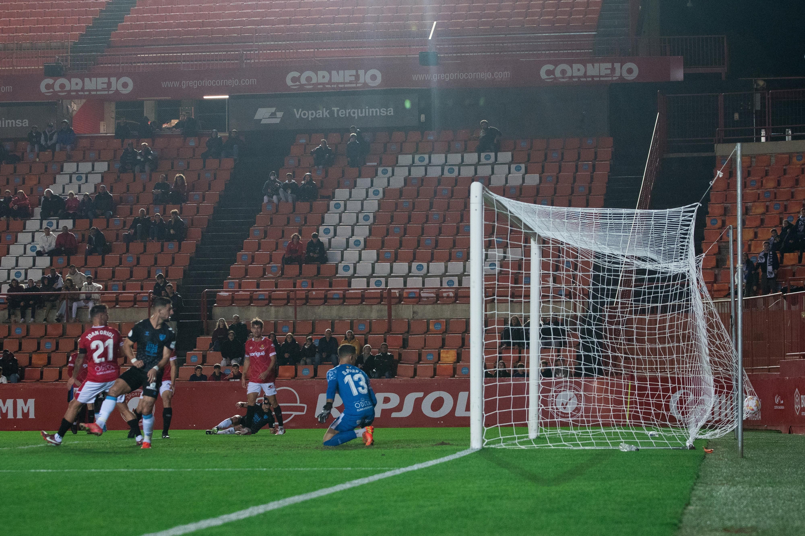 Las imágenes del Nàstic - Málaga CF