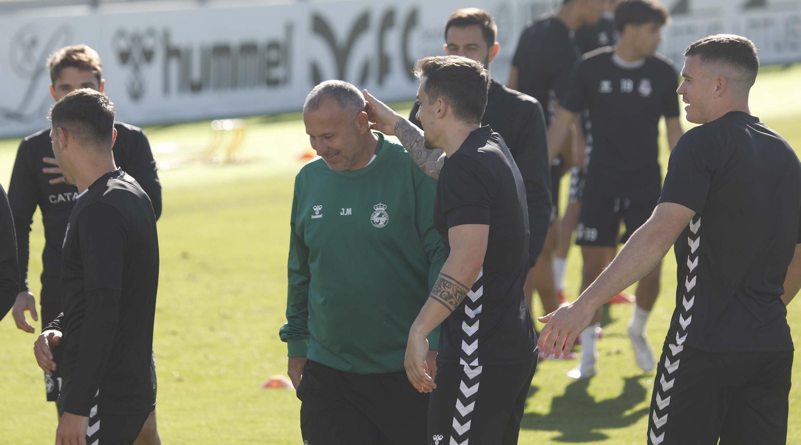Las fotos del primer entrenamiento de Fran Tena con la Balona en La Línea