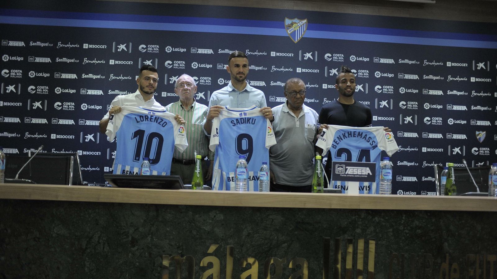 Las fotos de la presentación de Benkhemassa, Sadiku y Lorenzo González