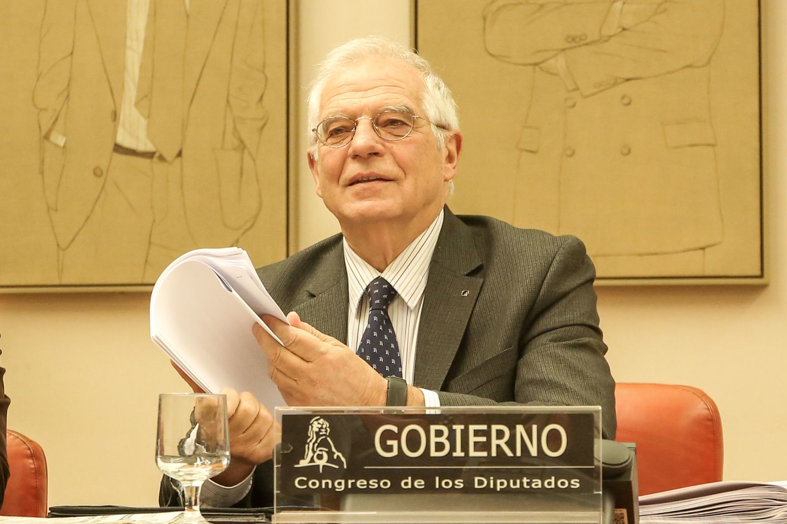 Josep Borrell comparece en el Congreso.