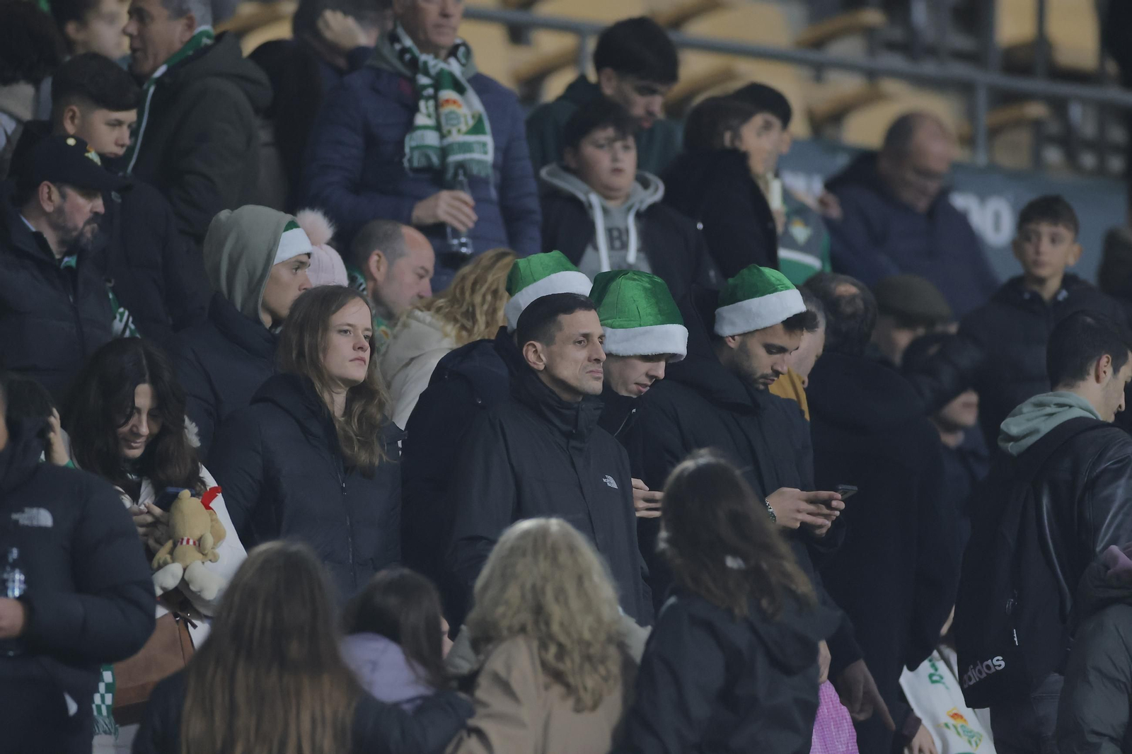 Búscate en las fotos del Betis - Getafe