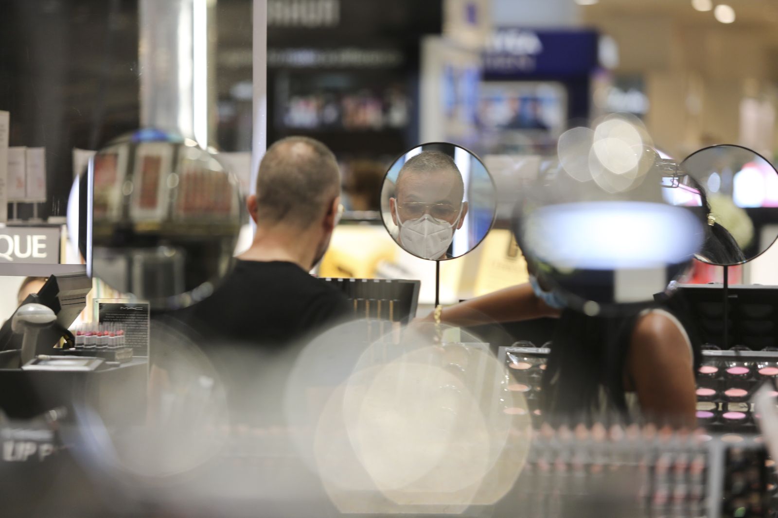 Las fotos de los centros comerciales de Málaga abiertos, en la fase 2 de la desescalada