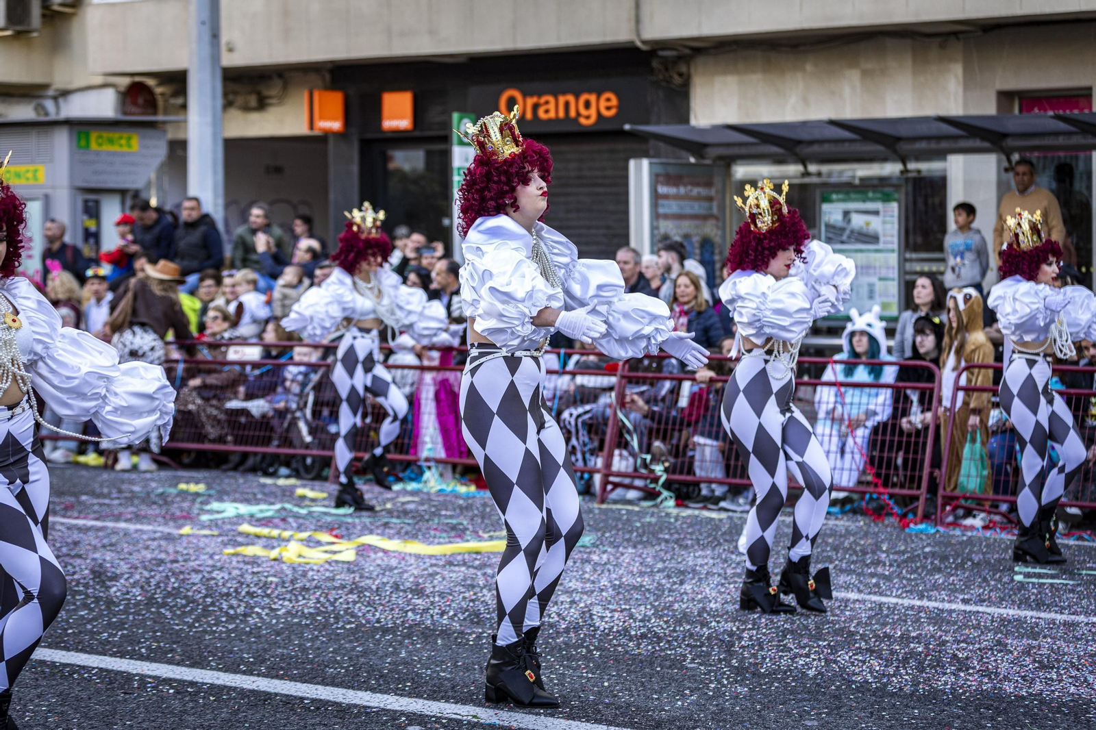 Búscate entre las mejores imágenes de la Cabalgata Magna