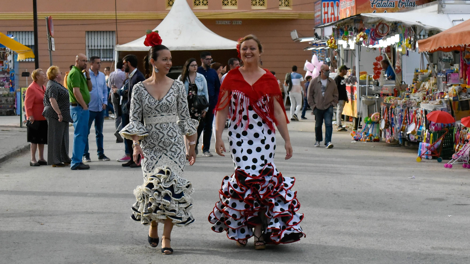 Fotos del jueves en la Feria de Los Barrios