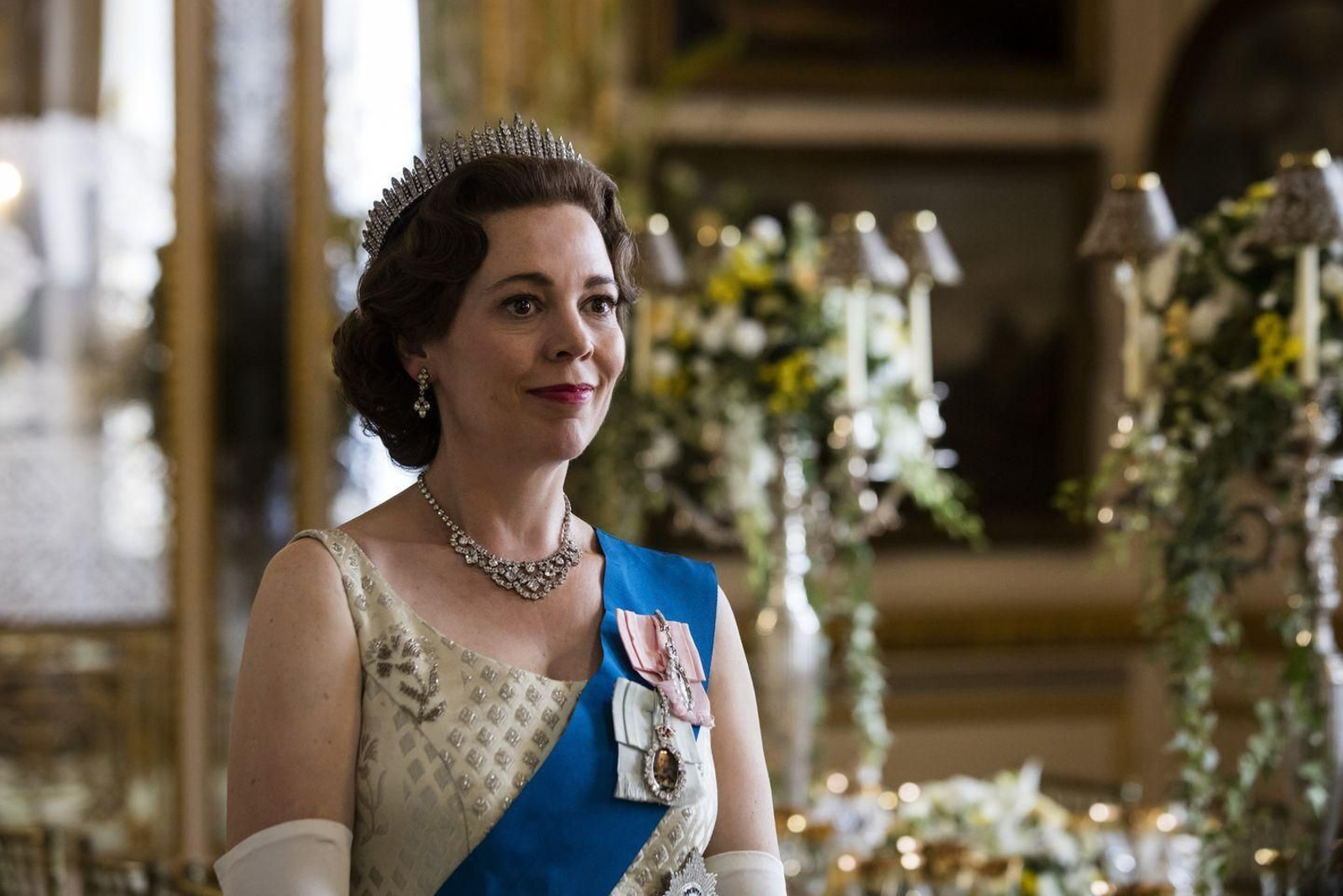 Olivia Colman, Isabel II en la tercera y próxima cuarta temporada de 'The Crown'