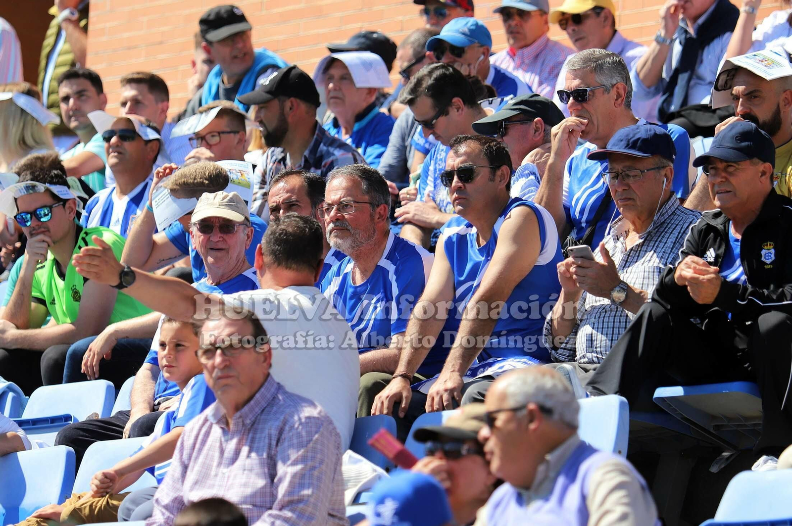 Imágenes del mejor ambiente del Recreativo de Huelva - Talavera