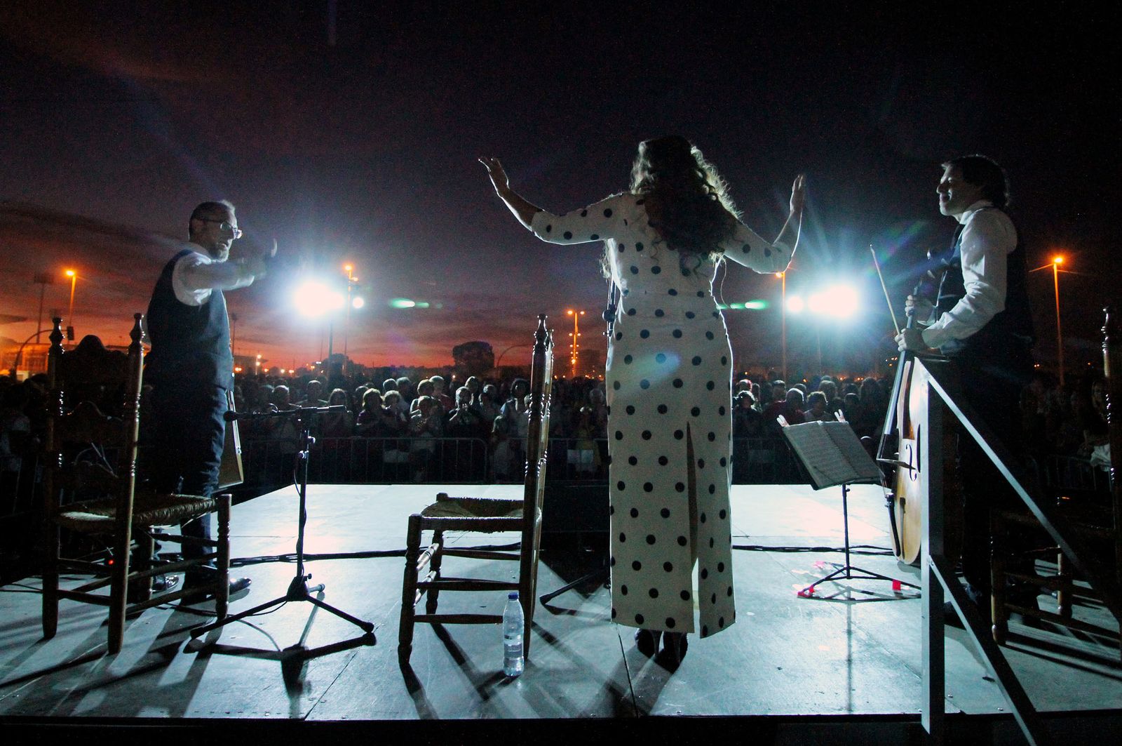 Imágenes de la inauguración oficial de las Fiestas Colombinas 2017.