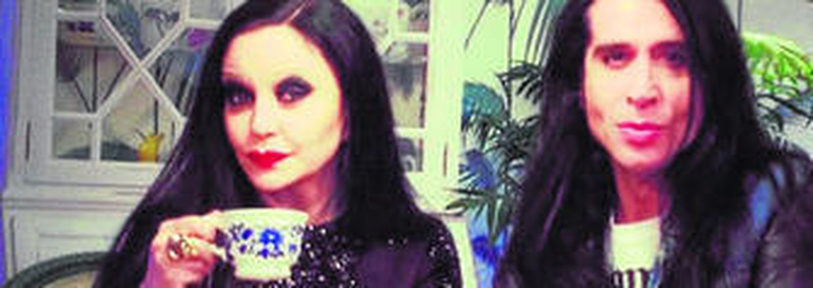 Alaska y Mario se lanzan a la red con una atrevida tertulia