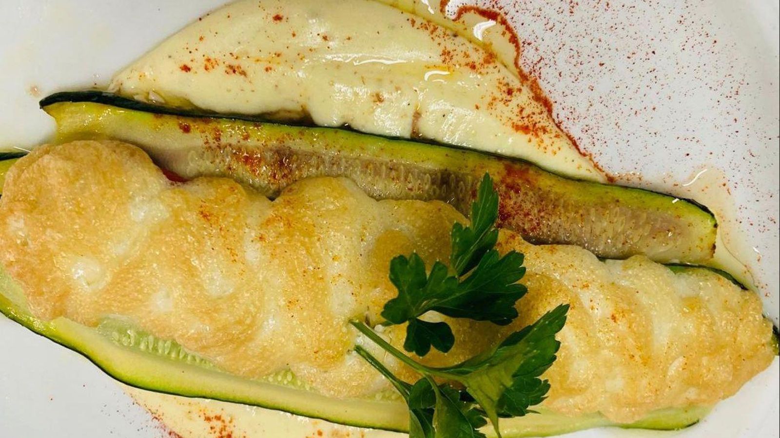 Milhoja de caballa con base de parmentier