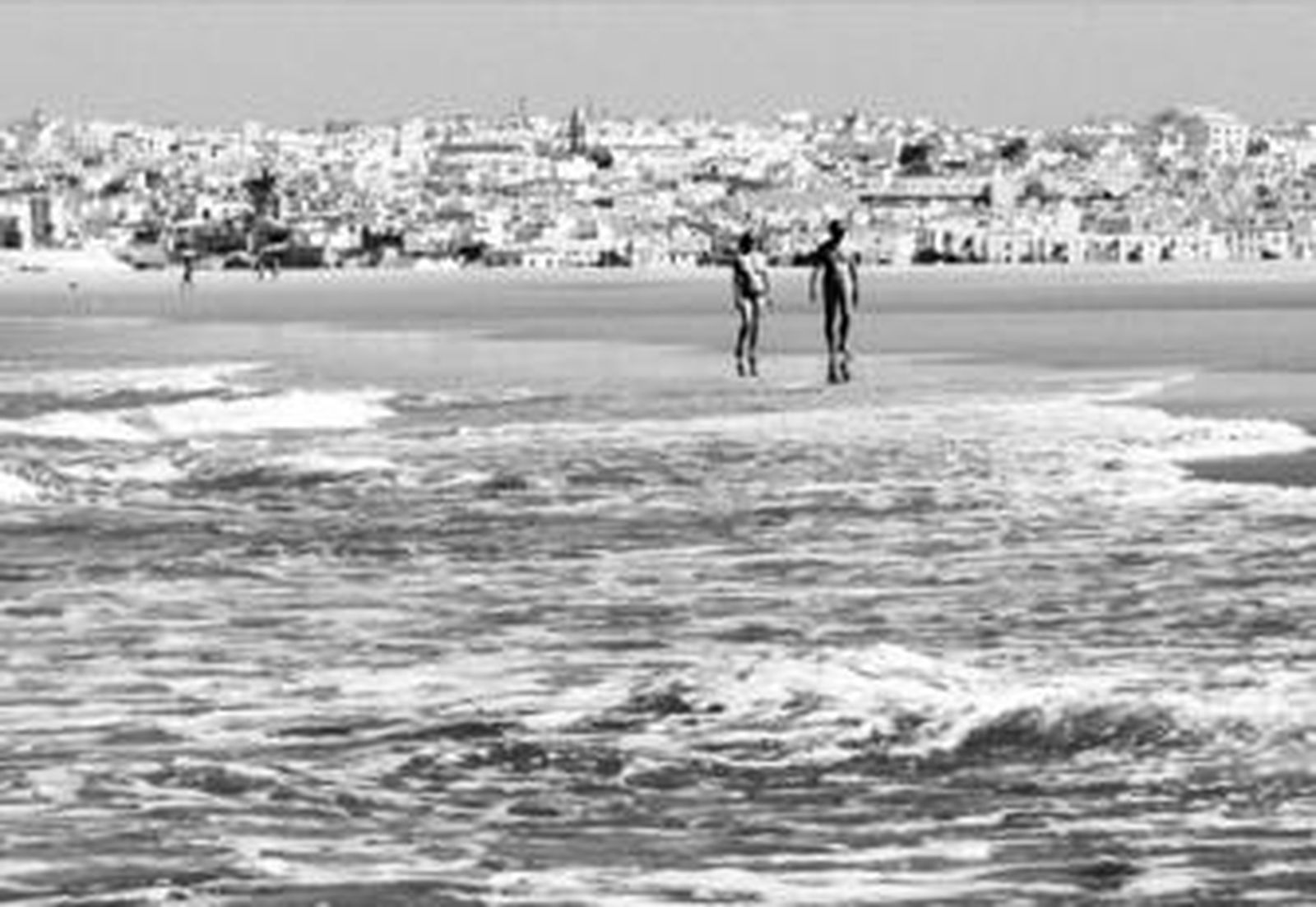 Imagen de la playa de Castilnovo en Conil, donde se ha extraviado la serpiente pitón.