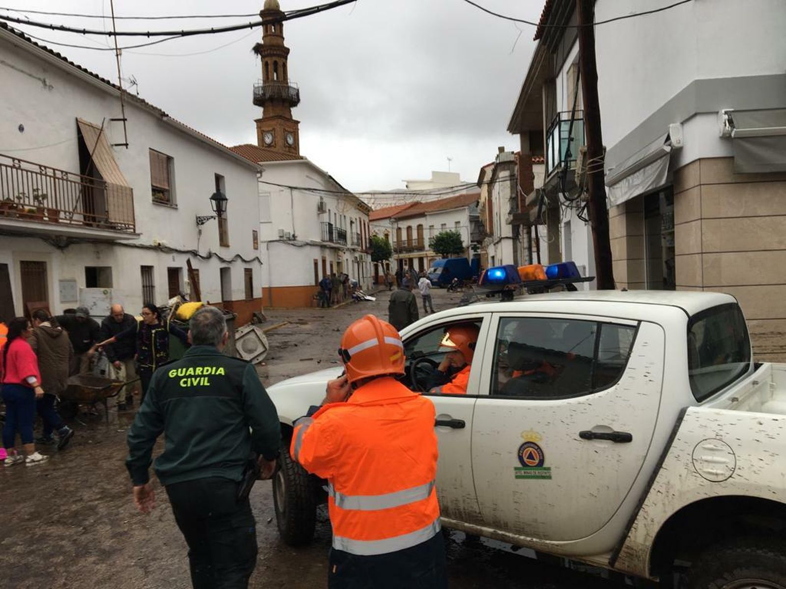Imágenes de los destrozos que ha provocado el paso de Elsa por el pueblo de Nerva