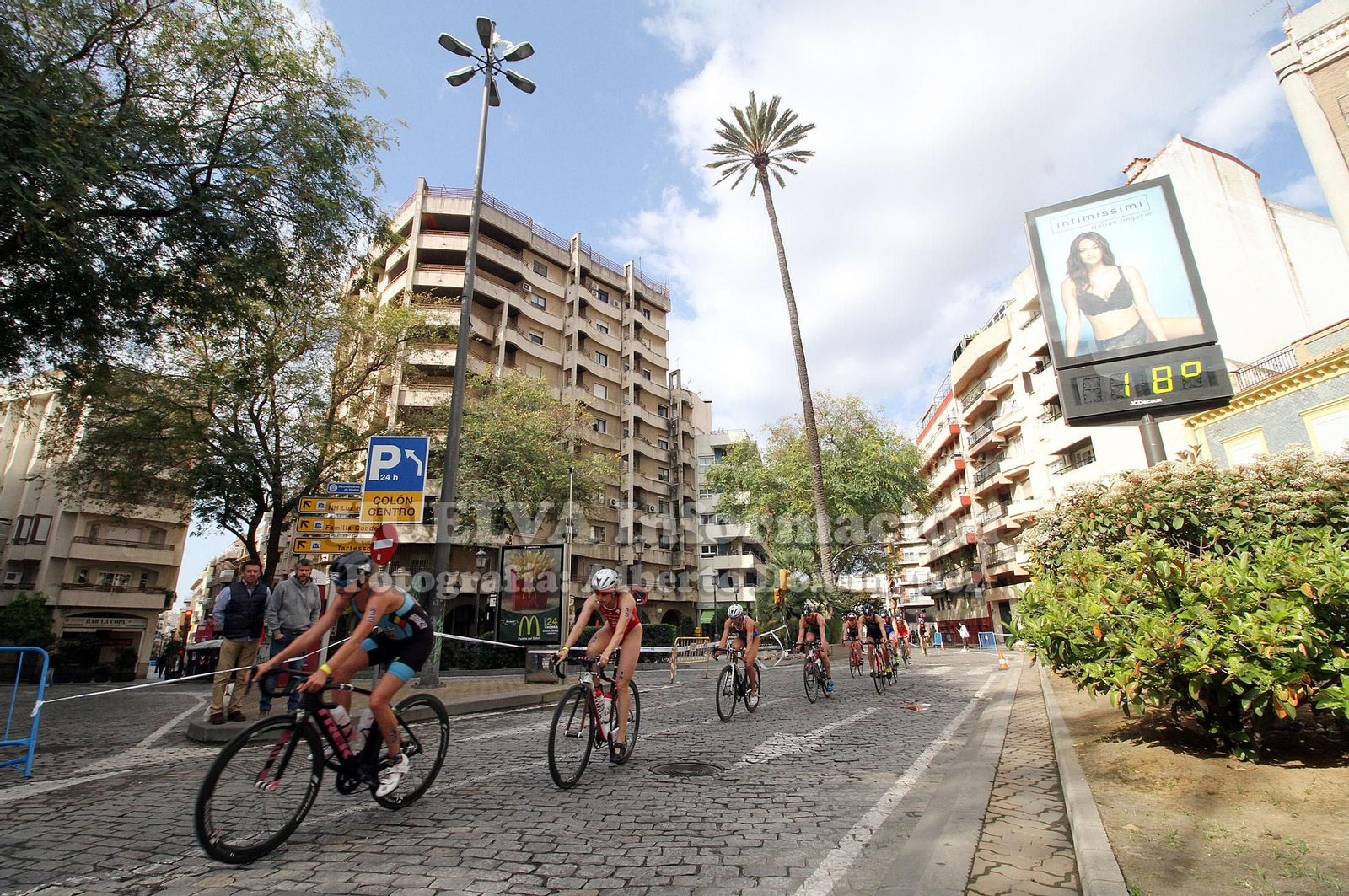 Triatlón en Huelva, imágenes de la Copa de Europa y Campeonato Iberoamericano