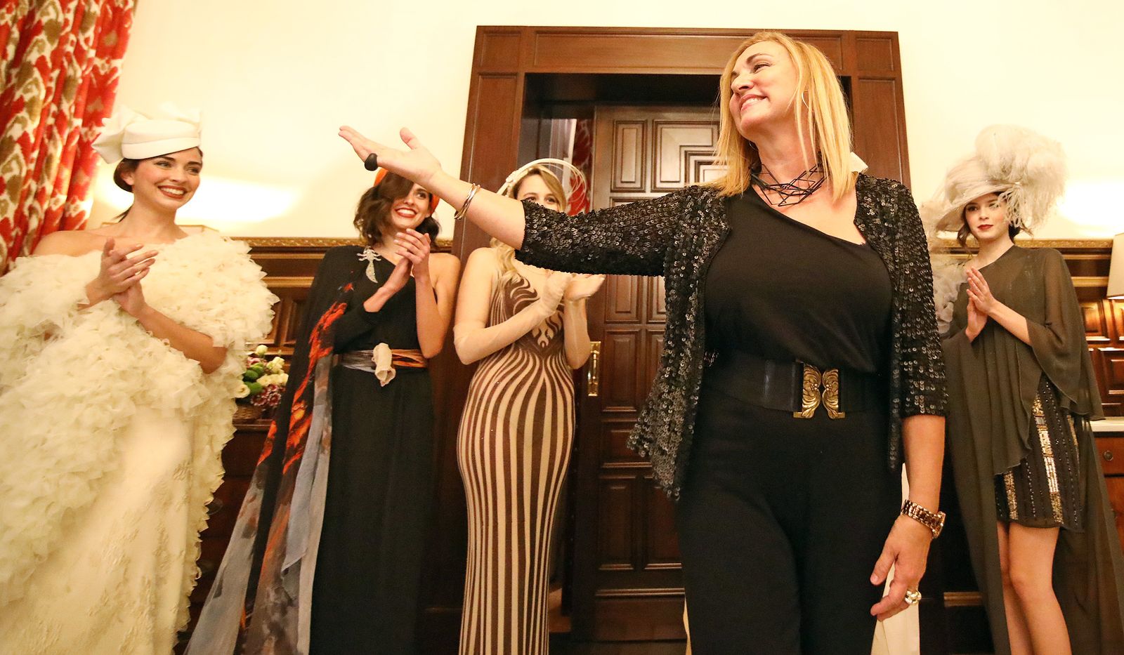 Ángeles Verano presenta su nueva colección en el 'Hotel Casa Palacio María Luisa'