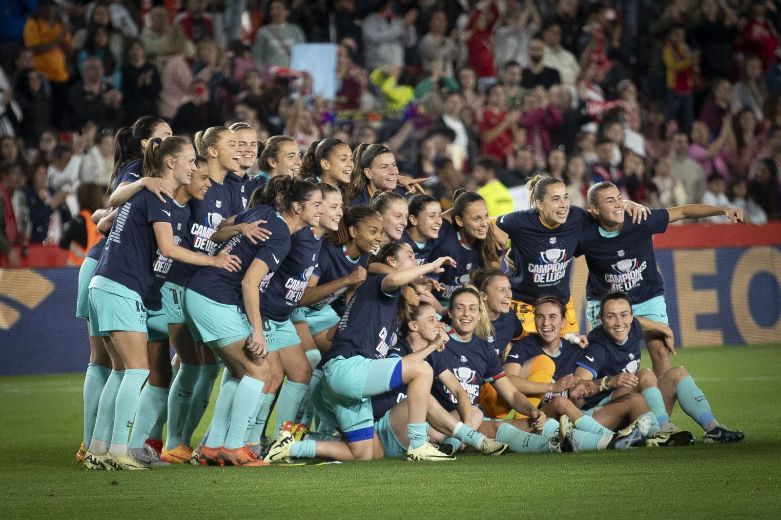 Las imágenes de la celebración del FC Barcelona en Los Cármenes