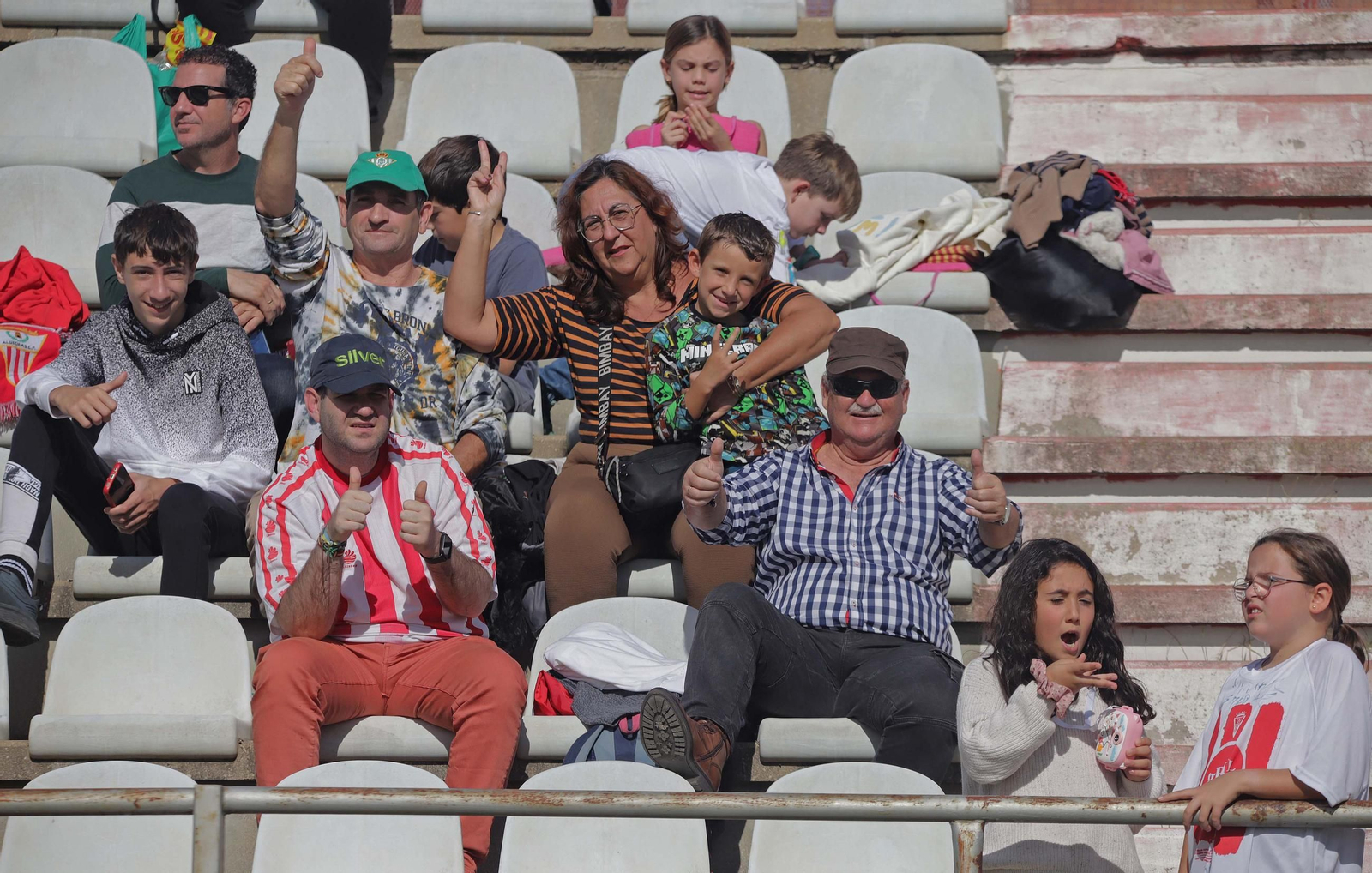 Búscate en el Nuevo Mirador durante el Algeciras - Sanluqueño de Primera Federación