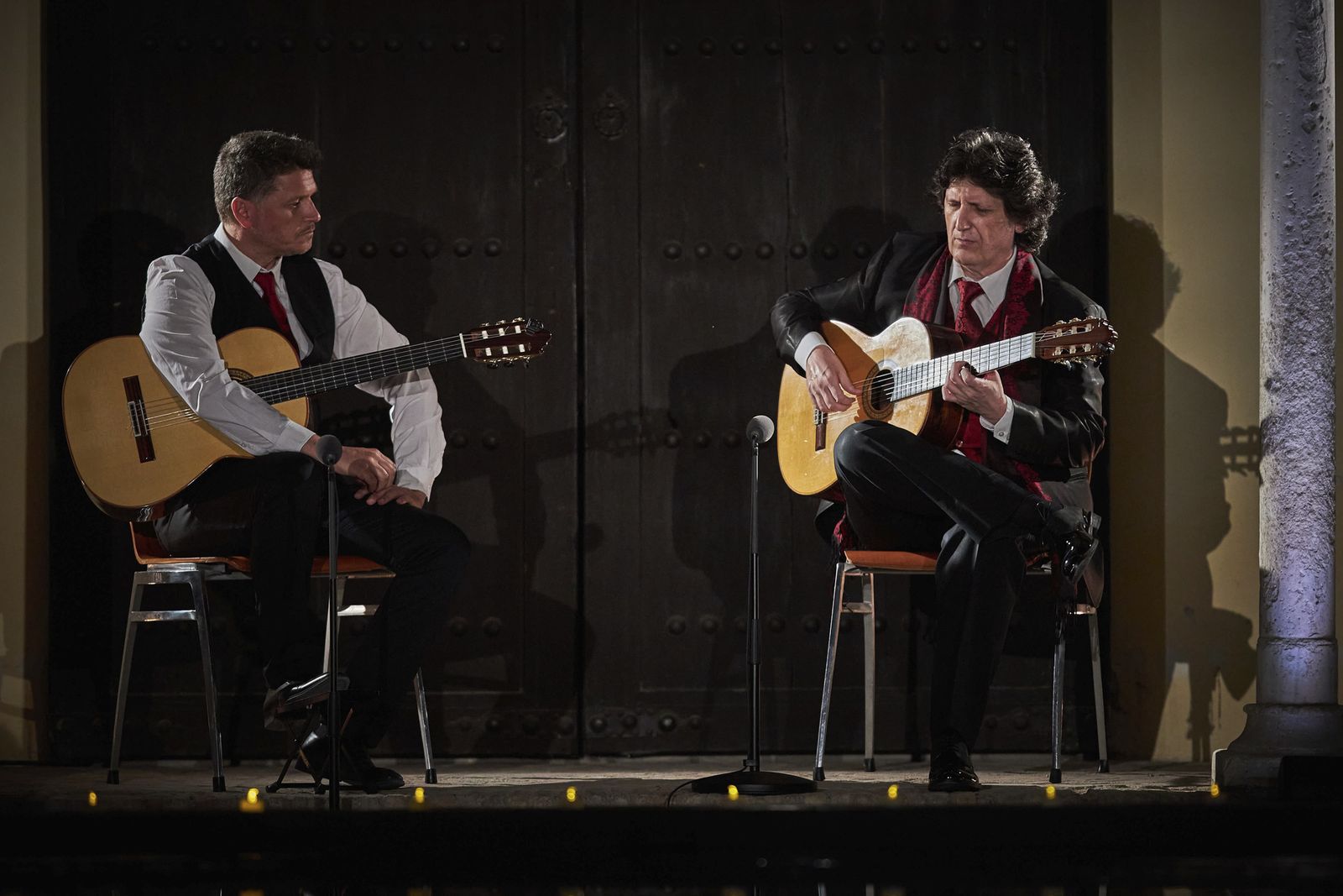 Cañizares, a la guitarra