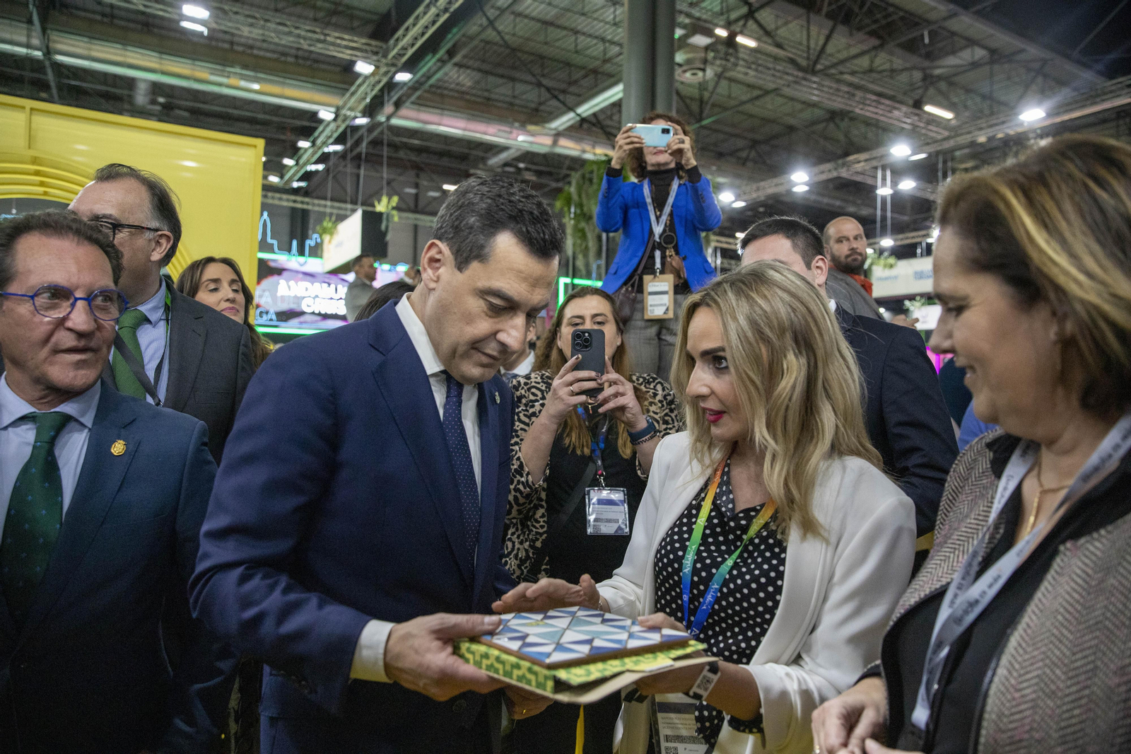 Córdoba presenta su oferta turística en Fitur, en imágenes