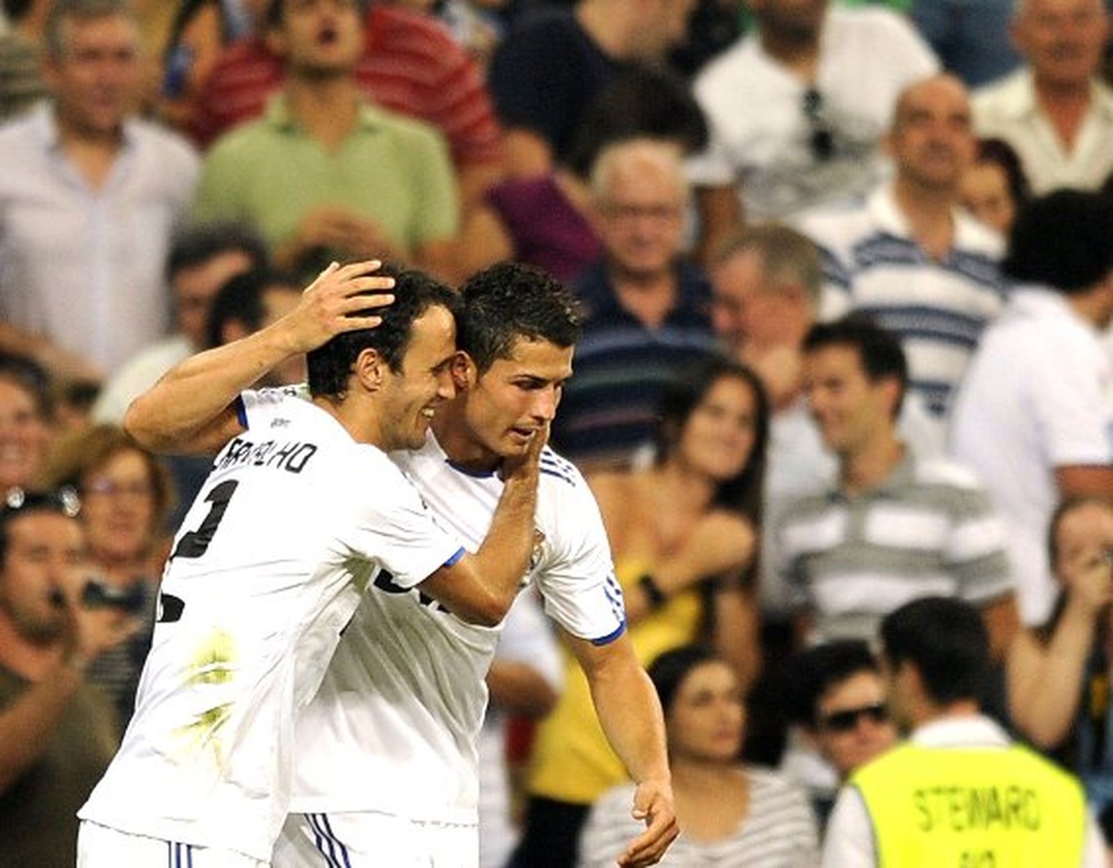 El Real Madrid gana con lo justo a Osasuna (1-0)