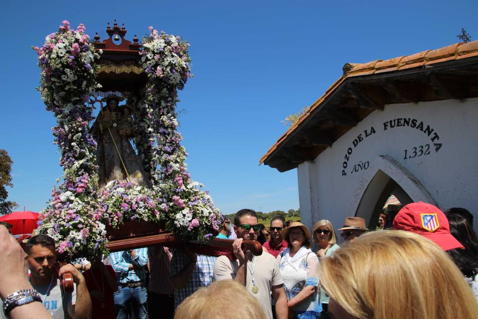 La romería de la Virgen de la Antigua de Hinojosa del Duque, en fotografías