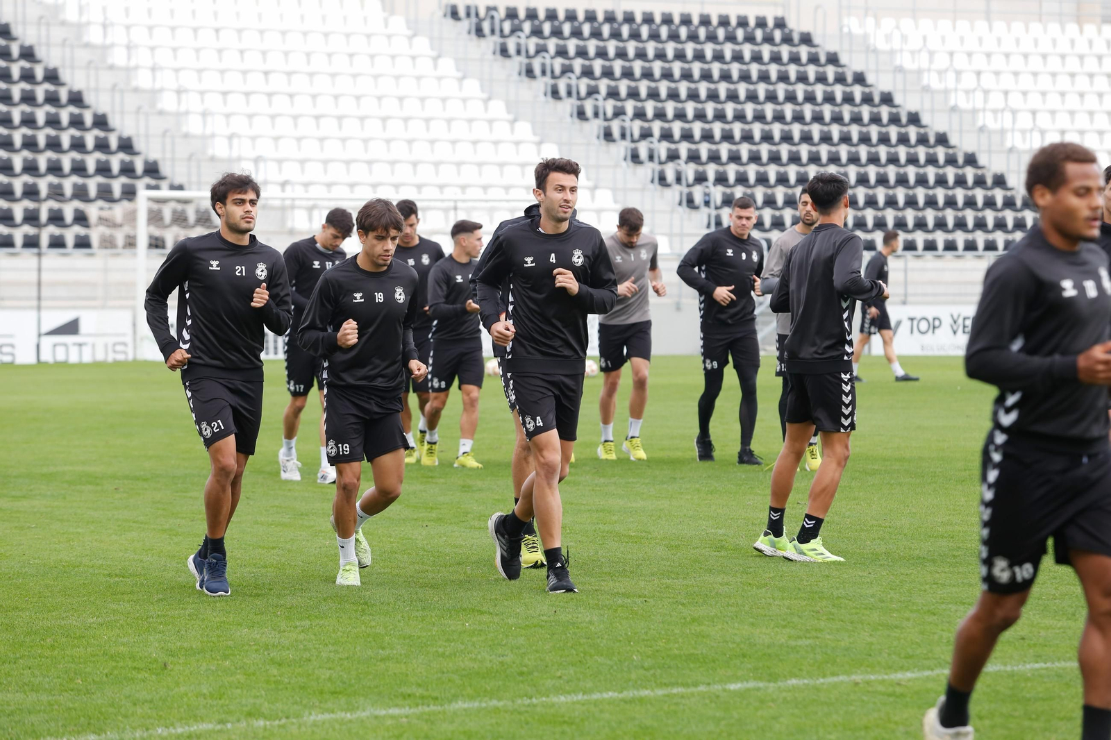 Las fotos del entrenamiento de la Balona previo al partido con el Villanovense