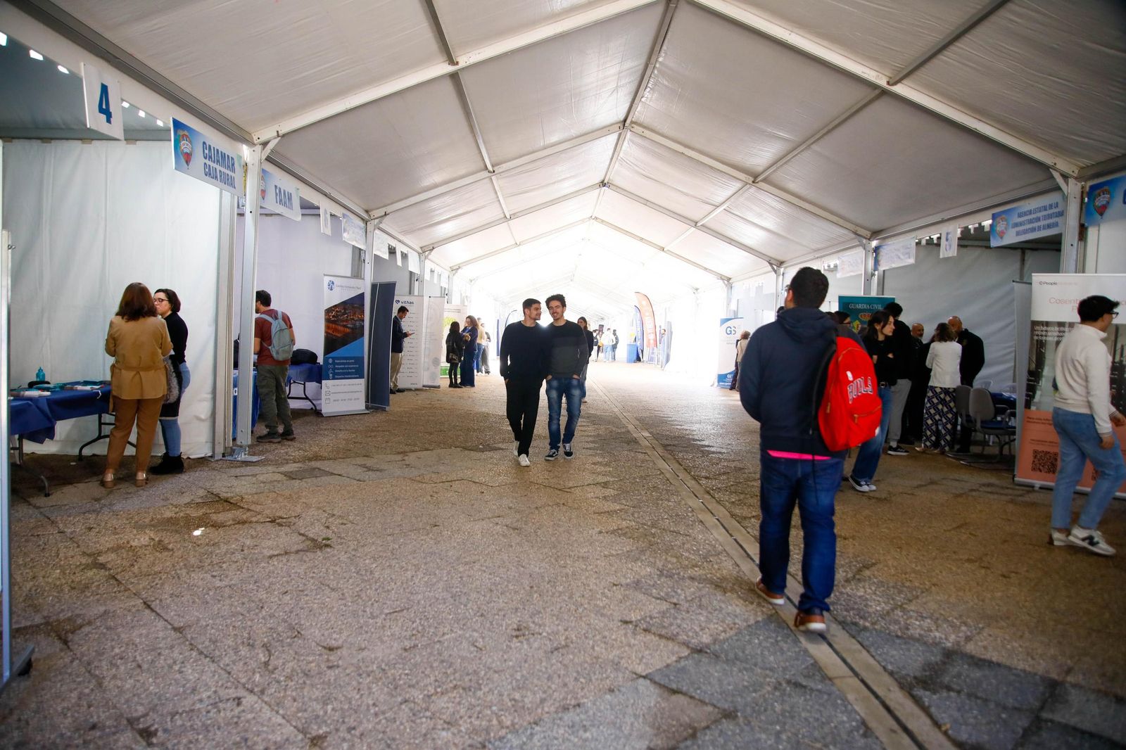 Las imágenes de la Inauguración de la Feria de Empleo 2025 en la Universidad de Almería