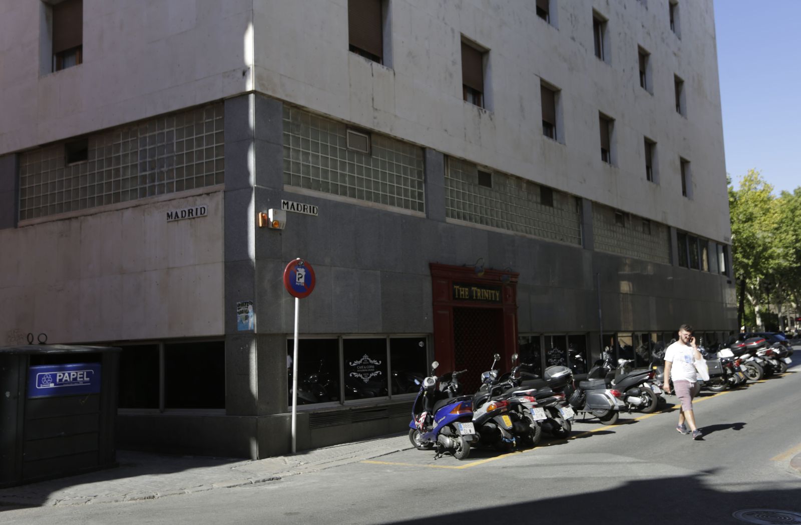 Las fachadas del Hotel Inglaterra que miran a la Plaza Nueva y a la calle Madrid estarán conformada por grandes cristaleras