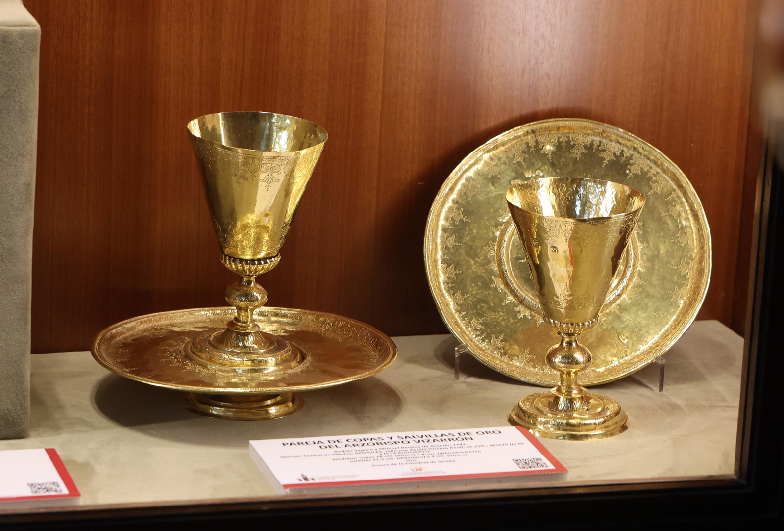 EXPOSICION  PLATA Y OTRAS DADIVAS INDIANAS EN LA CATEDRAL DE SEVILLA