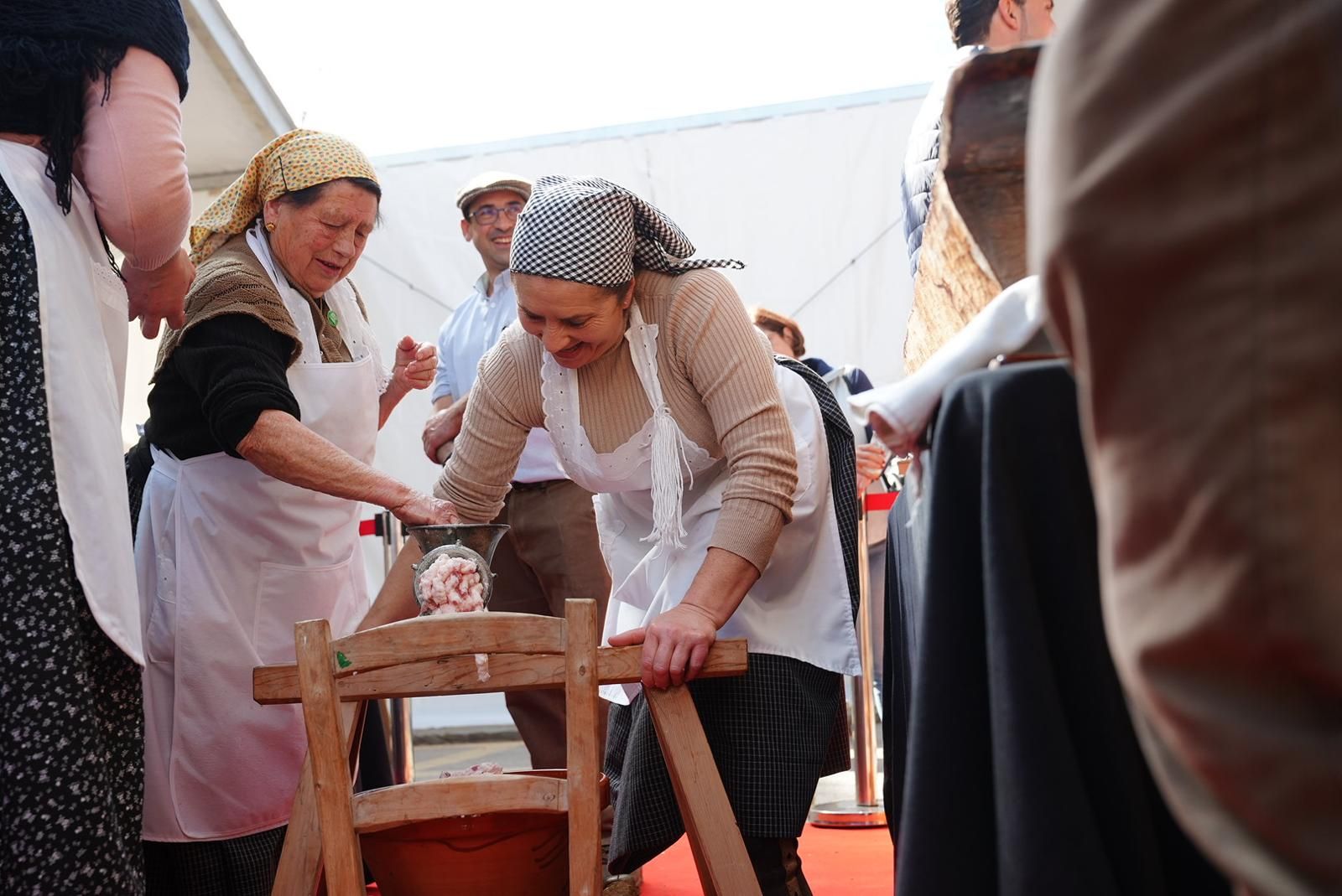 Un paseo en imágenes por la Fiesta de la Matanza de Villanueva de Córdoba de este 28-F