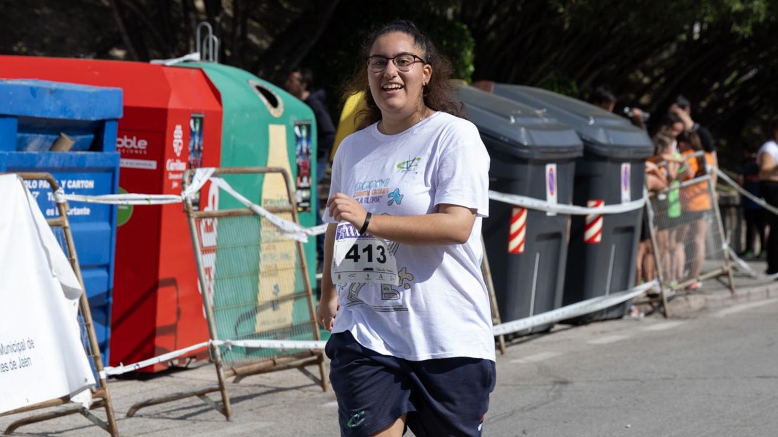 La carrera escolar de “La Gloria” que aúna inclusión y solidaridad, en imágenes