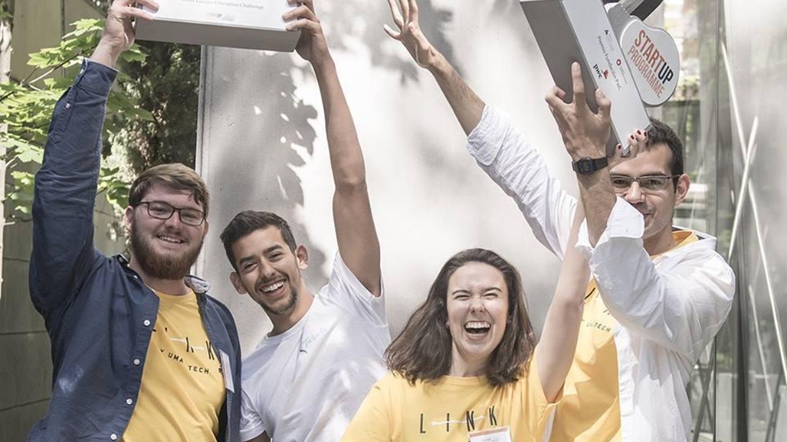 31959360_238129776763072_7640055149460717568_n (2)