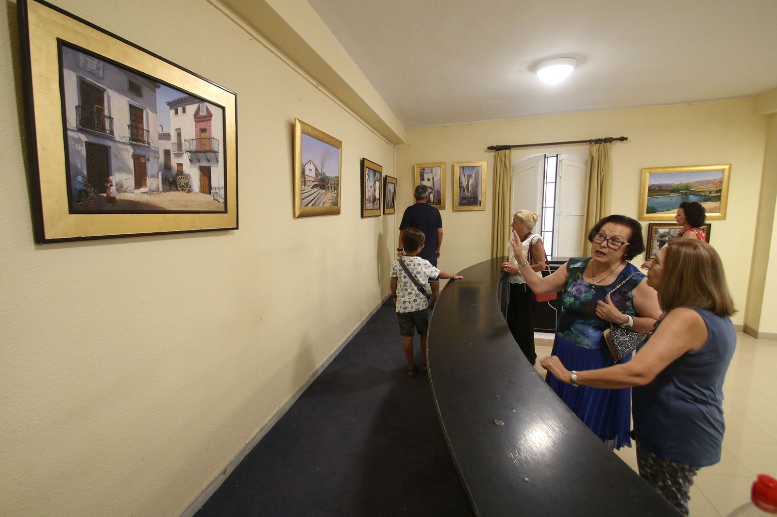 Exposición de Socorro Jiménez en el Salón de Plenos del Ayuntamiento de Tíjola