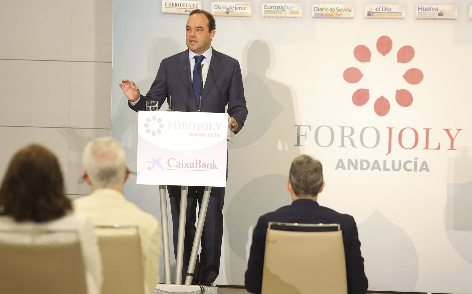 Fotos del Foro Joly con el economista José Carlos Díez