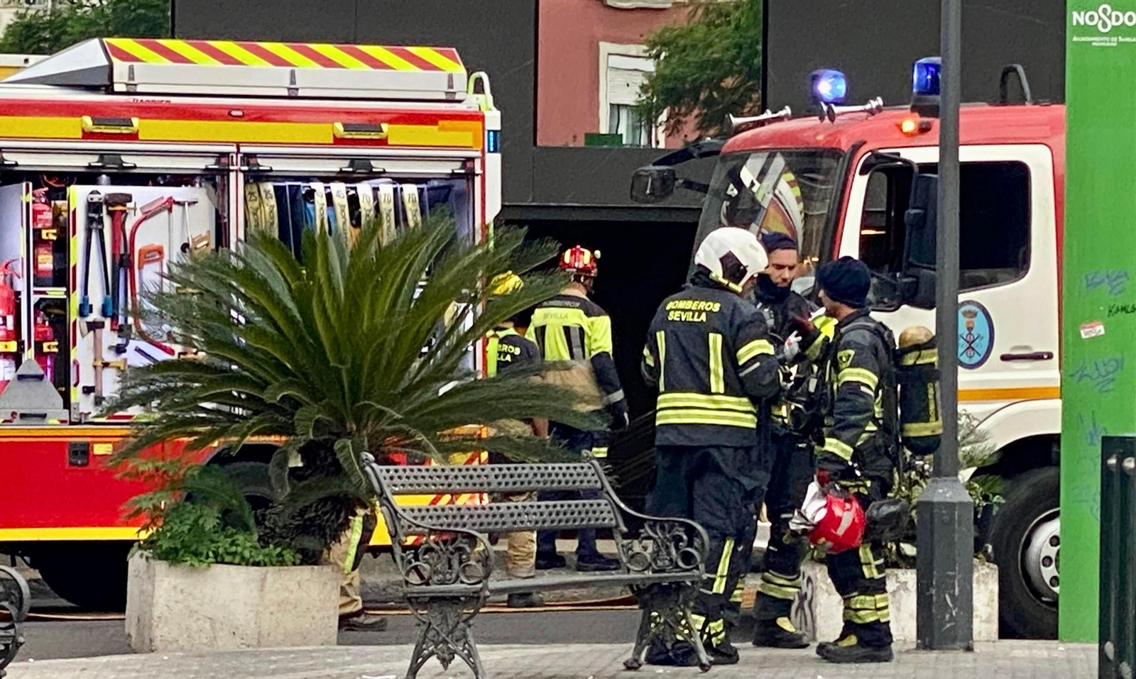 Bomberos en la Plaza Jerónimo de Córdoba
