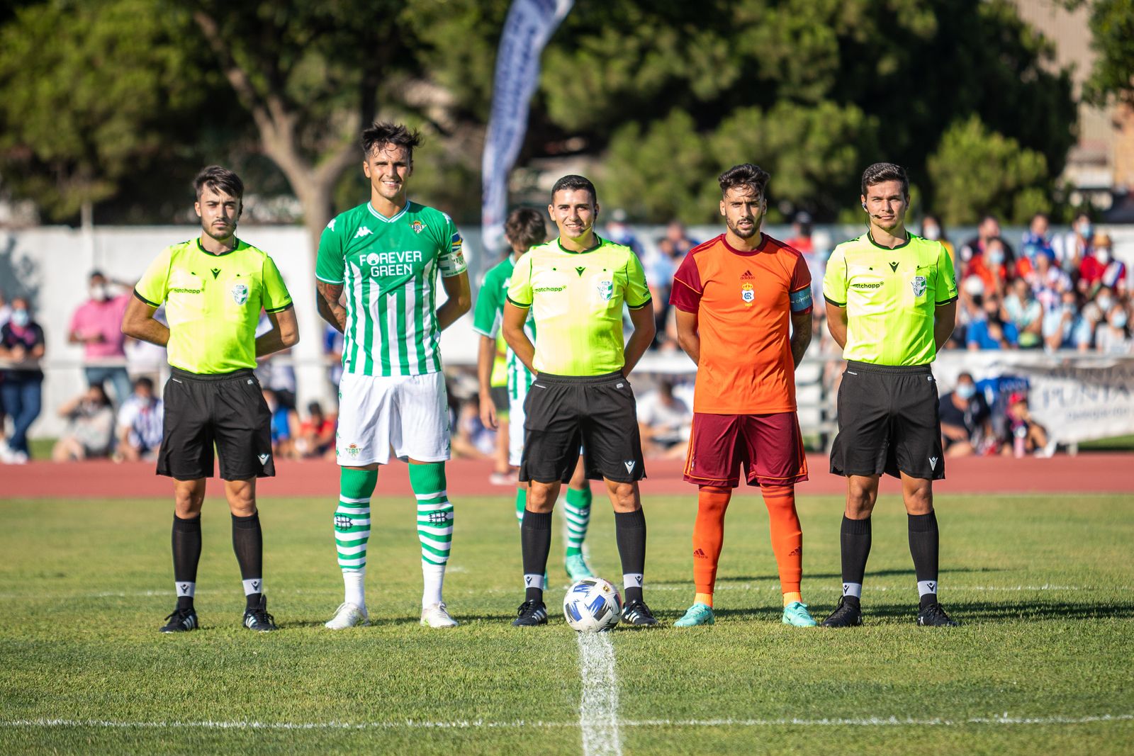 Imágenes del partido amistoso Recreativo de Huelva - Real Betis Deportivo