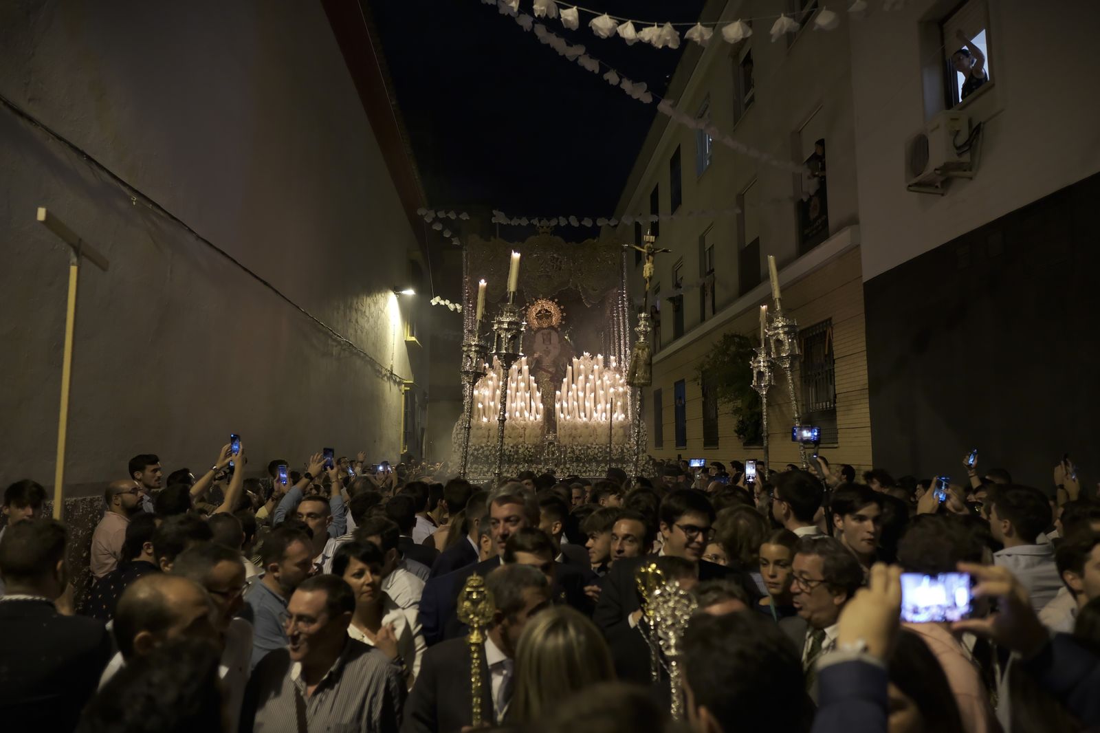 Salida extraordinaria de la Virgen de Gracia y Esperanza