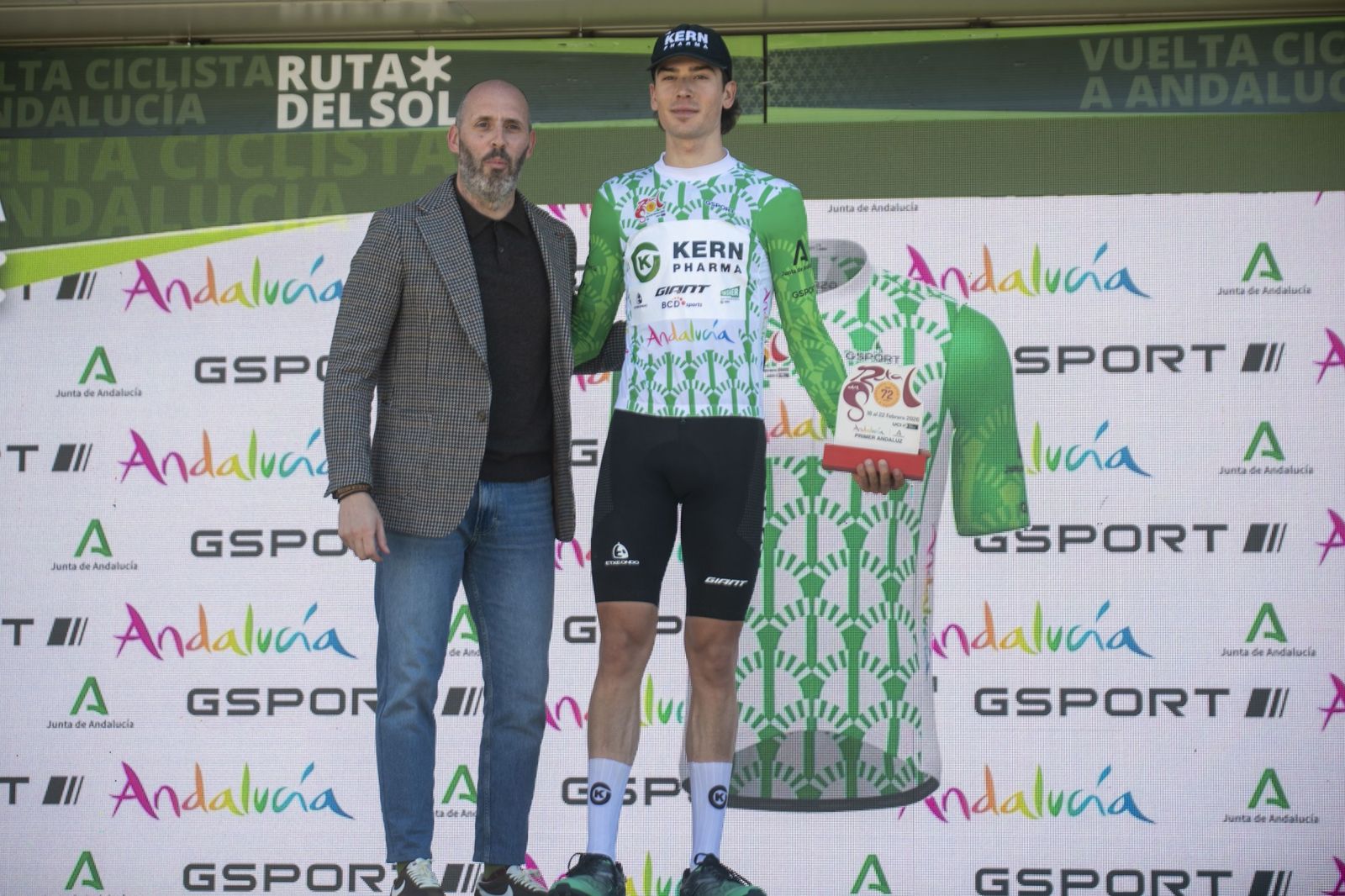 Las mejores fotos del paso de la Ruta del Sol Vuelta a Andalucía por la provincia de Córdoba