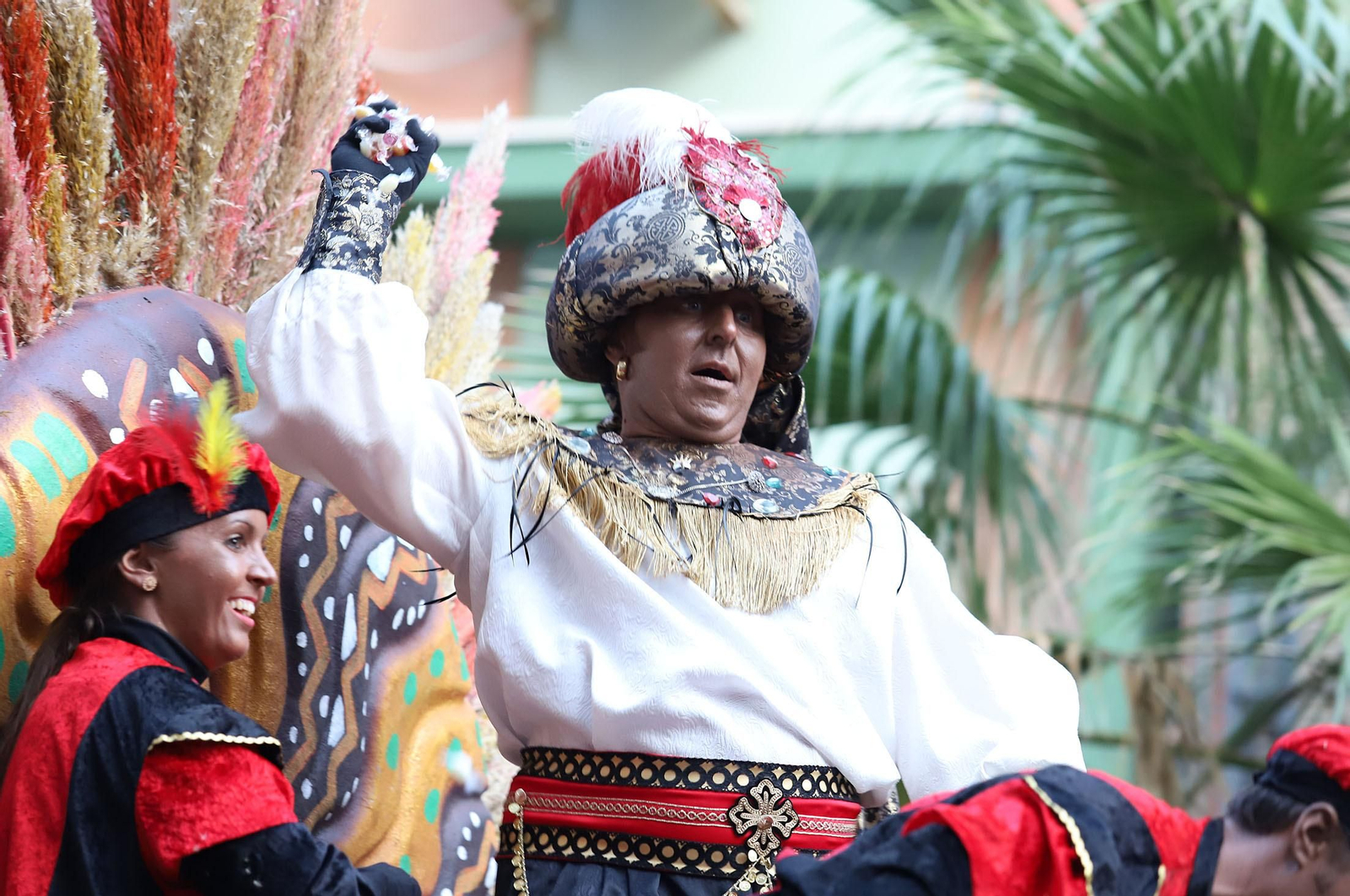 Imágenes de la cabalgata de los Reyes Magos de Huelva