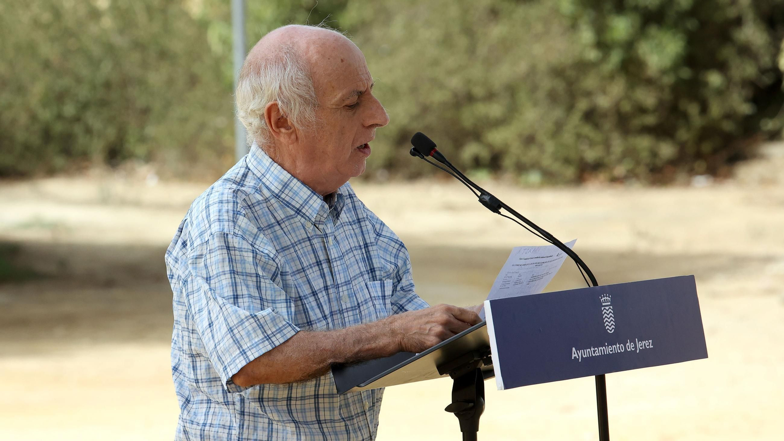 Imágenes del homenaje a Shakespeare en el monumento del parque González Hontoria de Jerez
