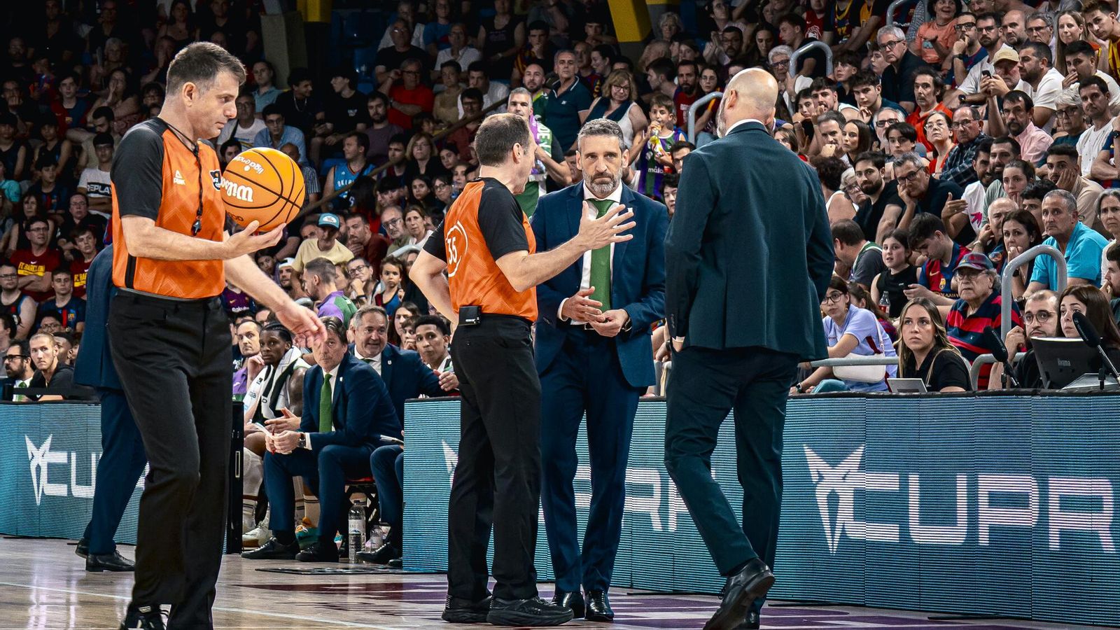 Las fotos del Barça-Unicaja, 2º partido del play off de la ACB