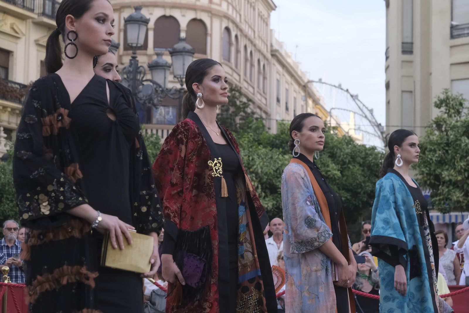 La plaza de las Tendillas de Córdoba se convierte en una pasarela de ...