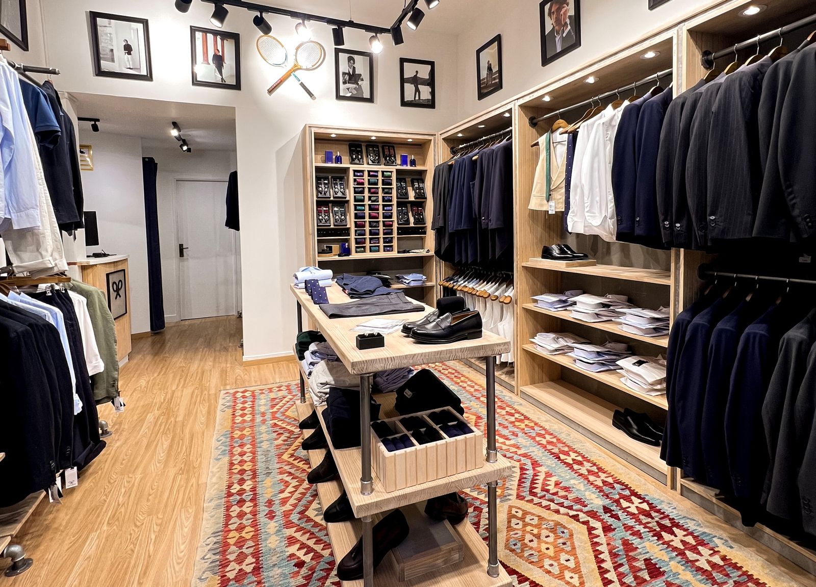 El nuevo punto de venta físico en la capital gala está situado en el número 3 de la rue Benjamin Franklin