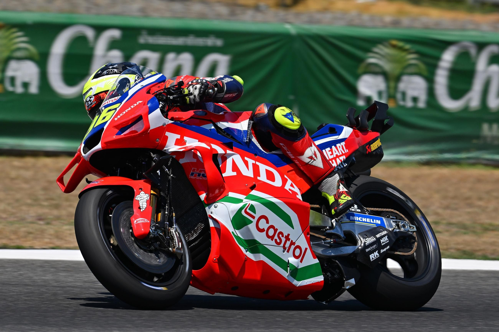 Las fotos del primer triunfo de Marc Márquez en la temporada