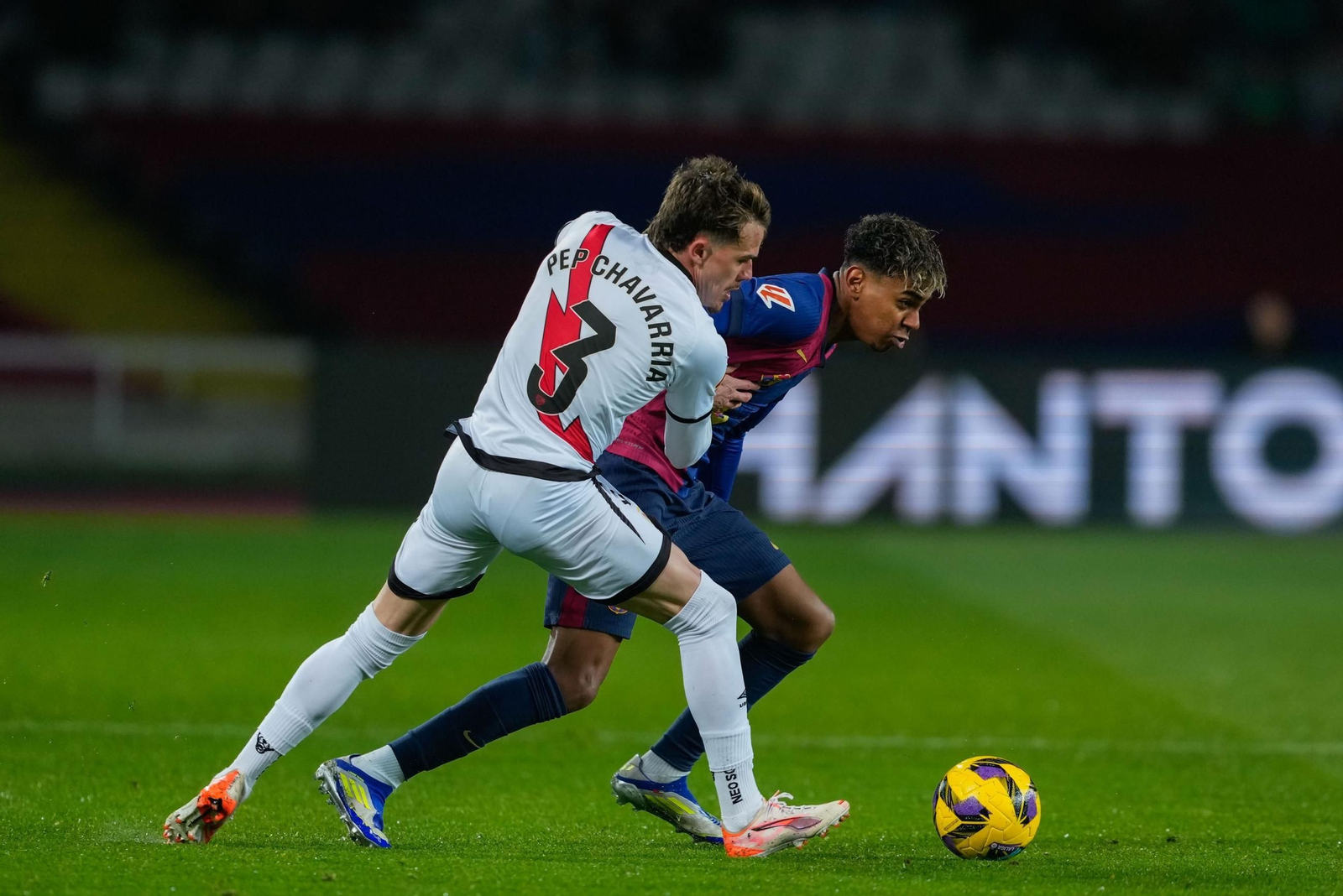 Las fotos del polémico Barcelona - Rayo Vallecano