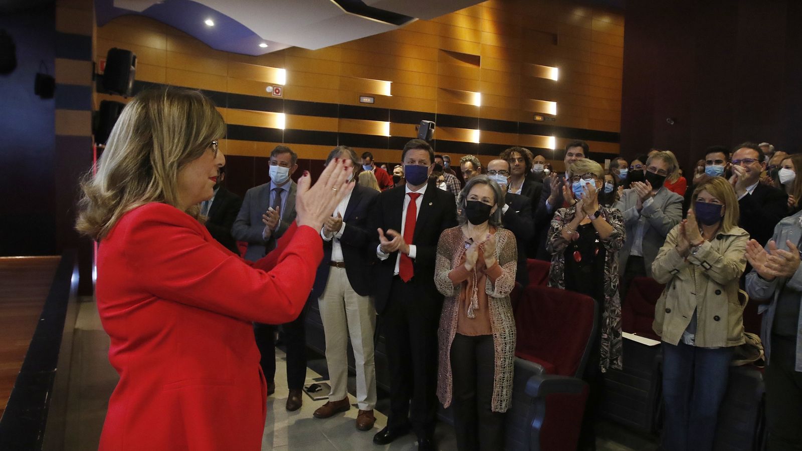 Julieta Mérida, tras su presentación en el salón de actos del Rectorado.