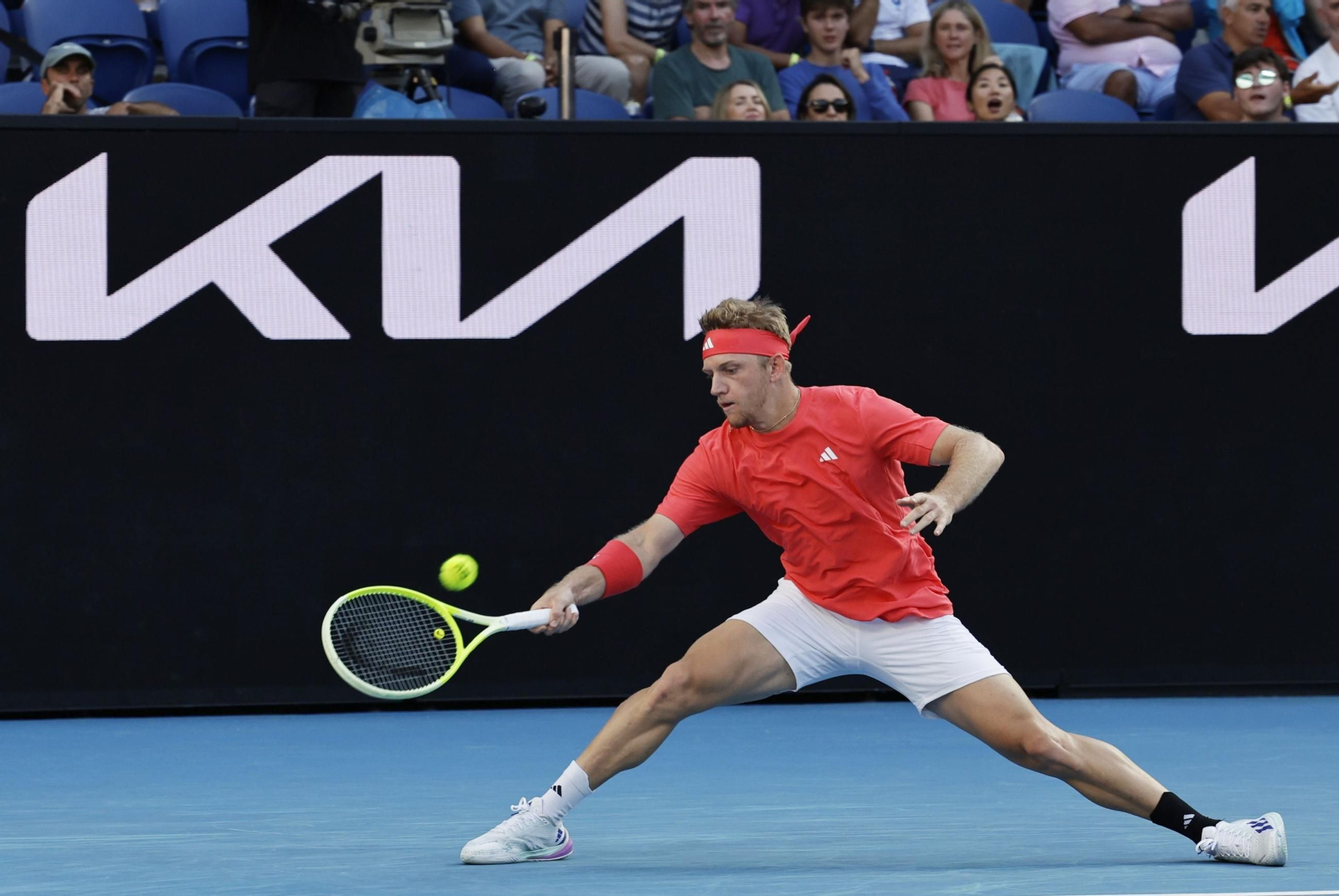 Alejandro Davidovich obra una remontada mágica y está en octavos de final del Open de Australia