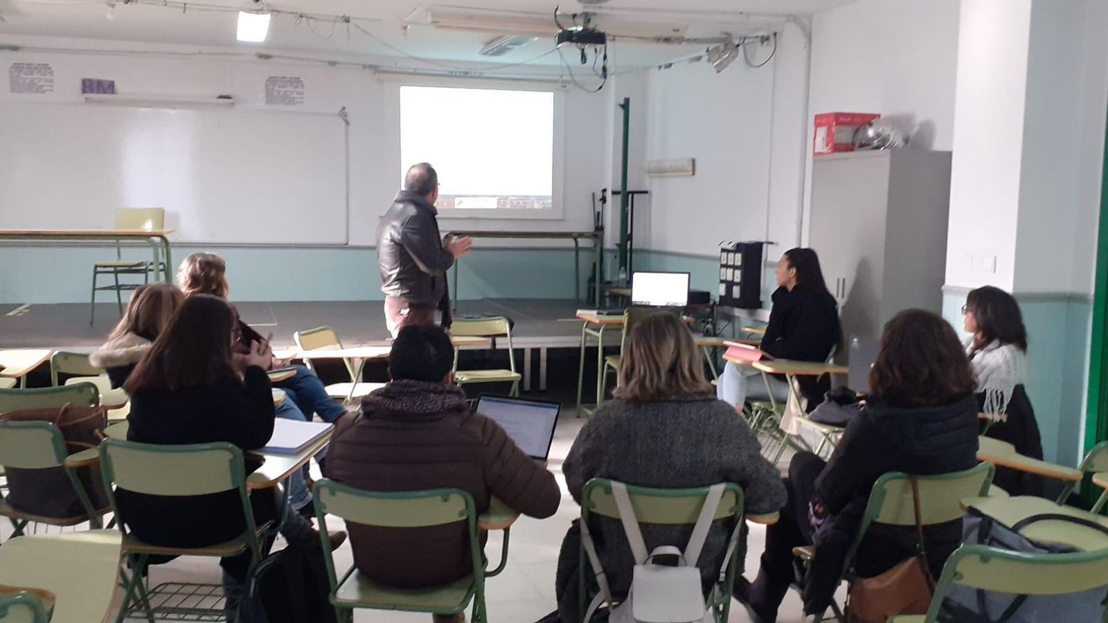Taller de prevención del suicidio en el IES Manuel Falla de Puerto Real