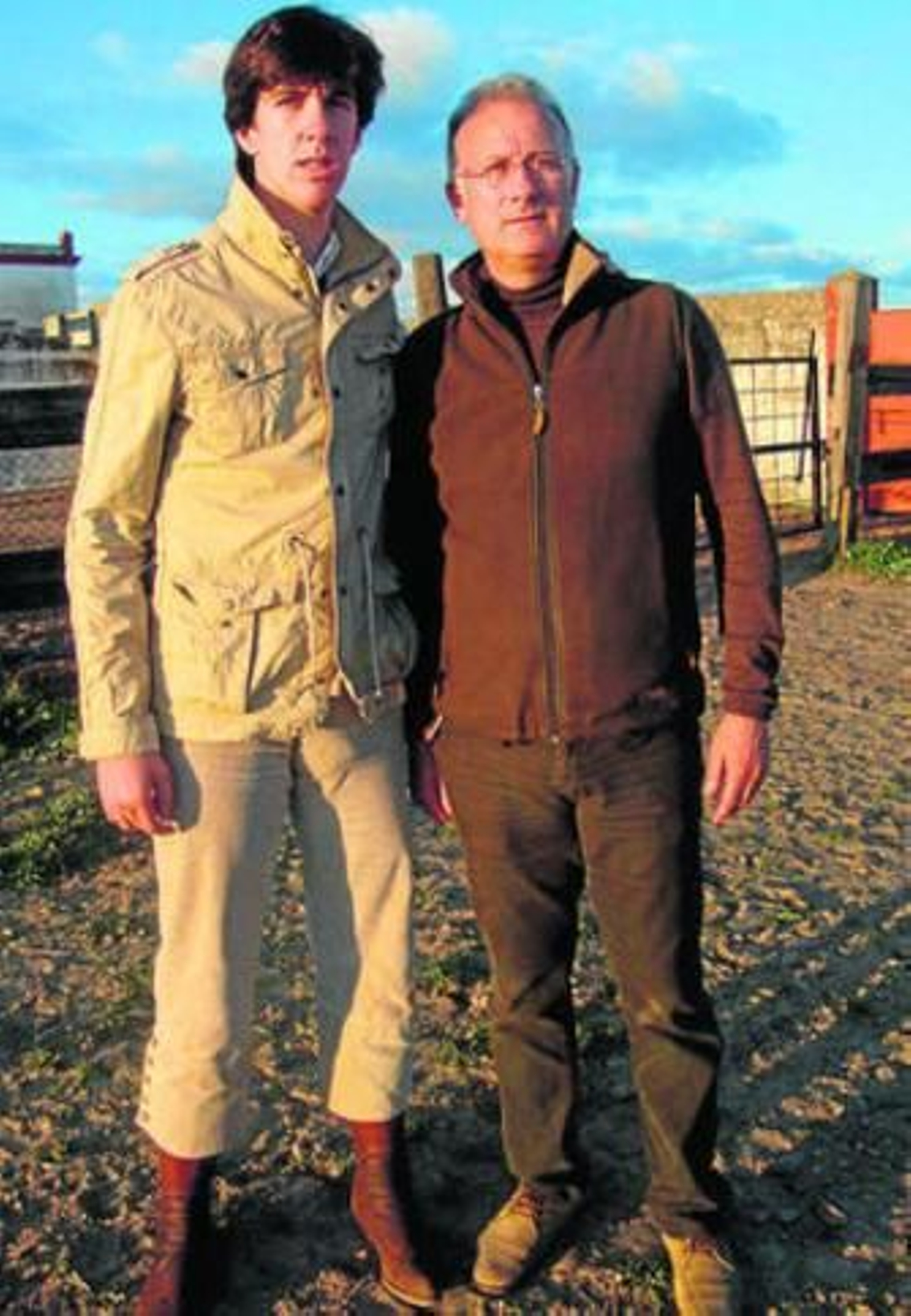 Esaú Fernández e Hipólito Sánchez, el pasado viernes en la finca de Miura.