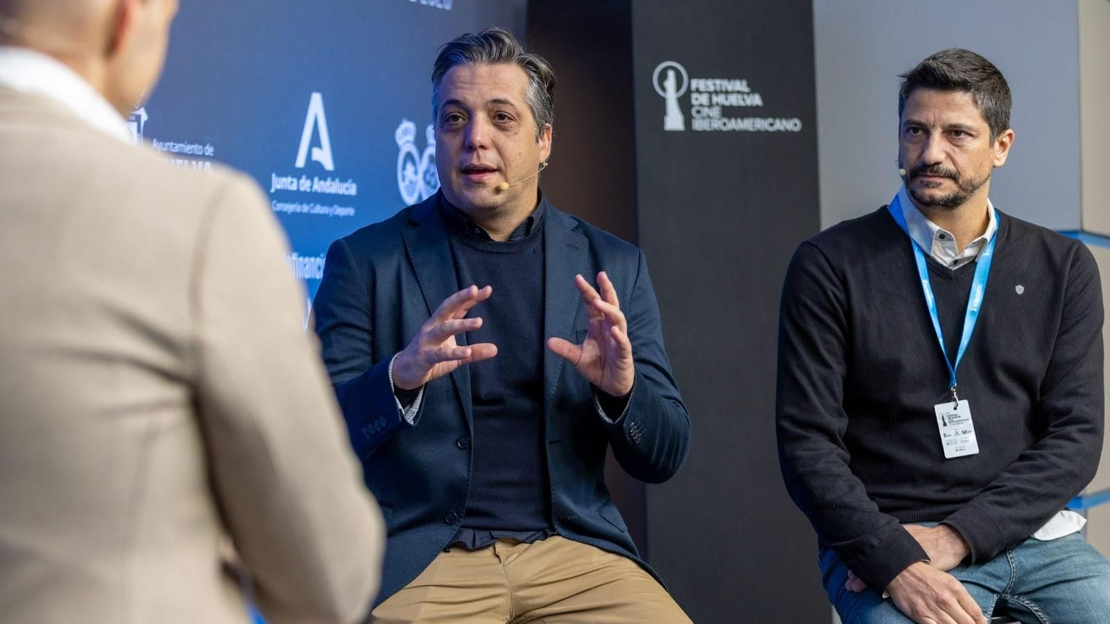 El director de 'Antonio, el bailarín de España', Paco Ortiz, y el productor de la cinta, José Carlos de Isla.